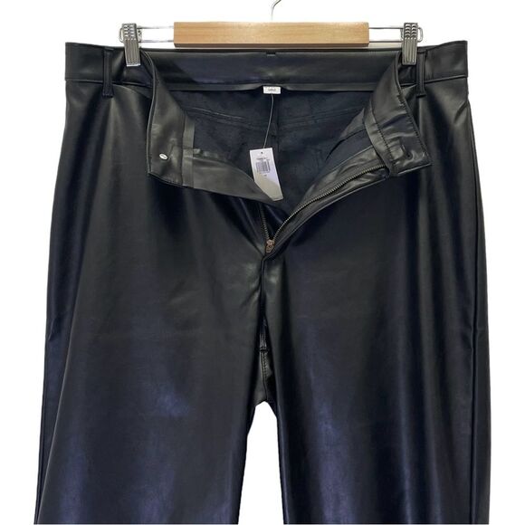 NWT Old Navy High-Waisted Faux-Leather Cropped Wide-Leg Pants in Black Size 16 - Picture 8 of 14